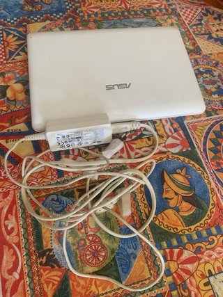 Asus Eee PC