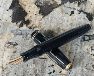 Penna Stilografica Parker 1945 Francia