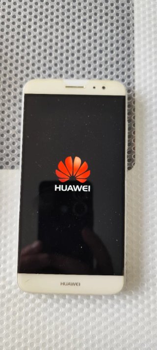 Huawei nova plus 32GB Silver