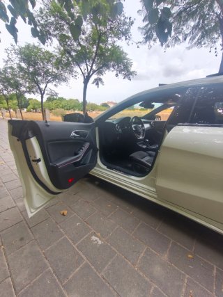 Mercedes-Benz Clase CLA 2016