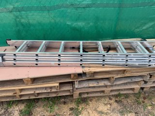 Escalera de Aluminio Rolser 3 Tramos