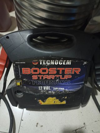 Arrancador Booster Tecnocem 3500A BATERIA mala