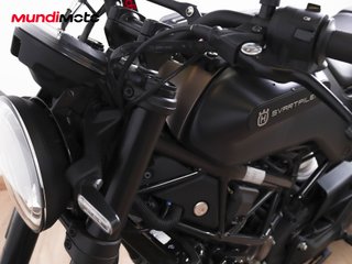 HUSQVARNA SVARTPILEN 125 ABS