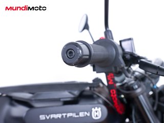 HUSQVARNA SVARTPILEN 125 ABS