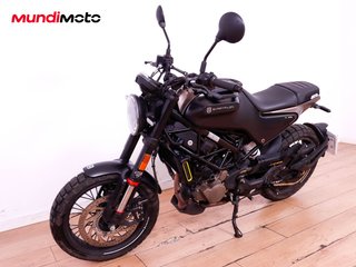 HUSQVARNA SVARTPILEN 125 ABS