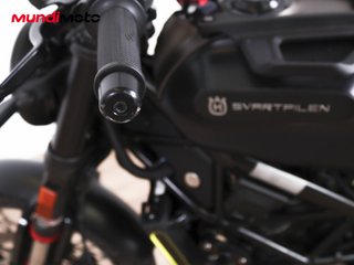 HUSQVARNA SVARTPILEN 125 ABS