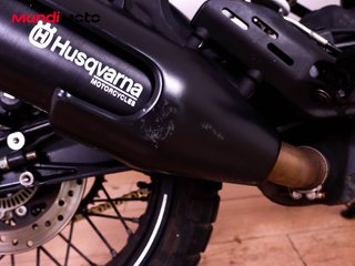 HUSQVARNA SVARTPILEN 125 ABS