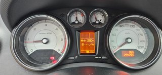 PEUGEOT 308 SW 7 PLAZAS 1.6HDI 110CV 6VELOCIDADES