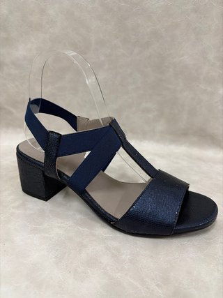 Sandalias de tacón Antea.Varios números disponible