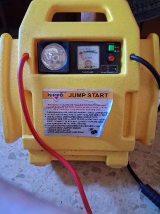 Arrancador de Batería Profesional HIPPO