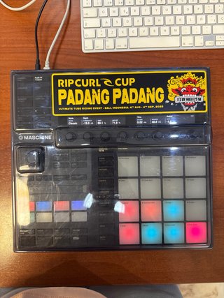 Maschine MK3 Native Instruments Negra