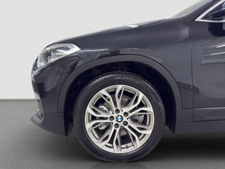 BMW X2 Avantage 118SDrive 136 c.v / AUTO / TECHO