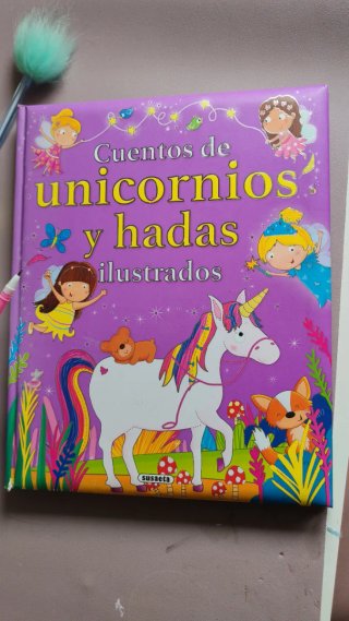 Cuentos de unicornios y hadas ilustrados
