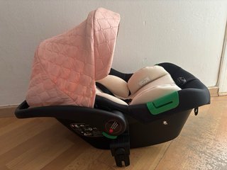 Sillita de coche para bebé (0-6 meses)
