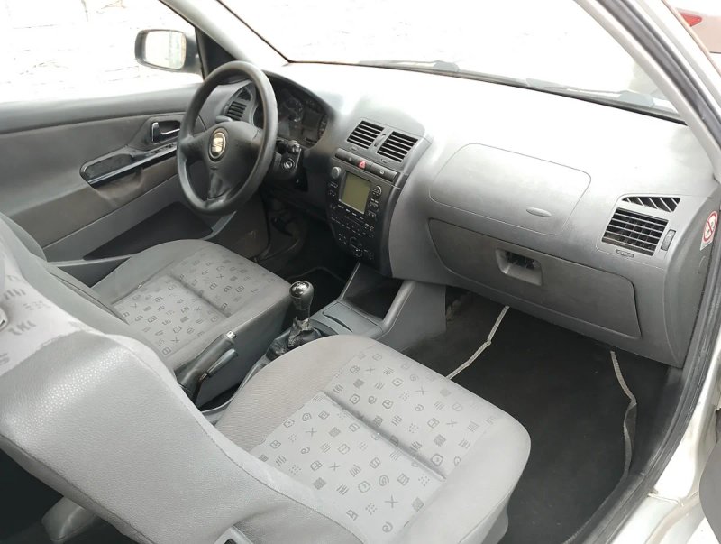 SEAT Ibiza 2002, foto 10