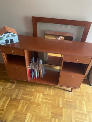 Mueble de entrada con espejo