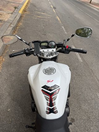 Yamaha FZ6 Naked