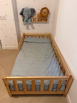 Cama Montessori de madera