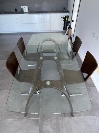 Mesa comedor Dyna + 4 sillas