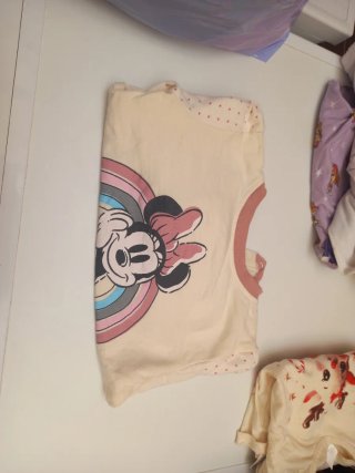 Sudadera Minnie Mouse Talla 3 Años