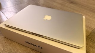 MacBook Pro 13 Retina (i5, 8GB RAM, 256GB SSD)