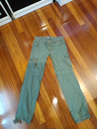 Pantalones cargo verde