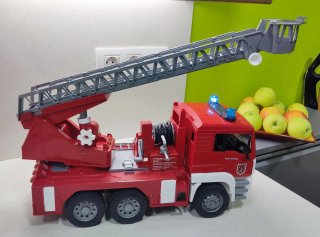 Camión de bomberos Bruder