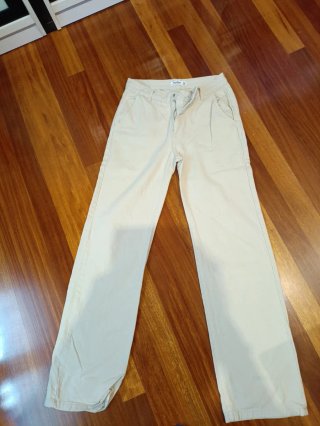 Pantalón beige