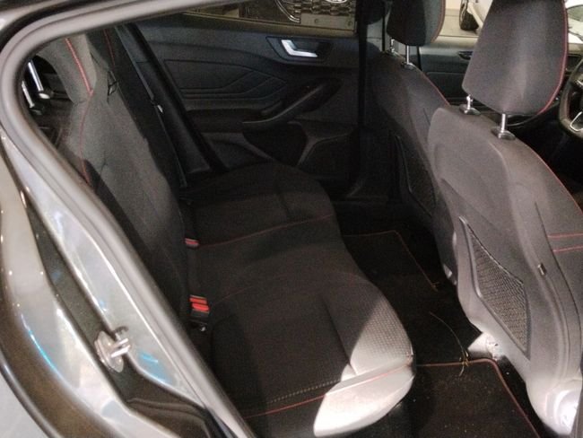 Ford Focus 2022, foto 7