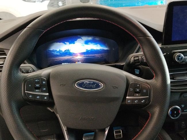 Ford Kuga 2023, foto 8
