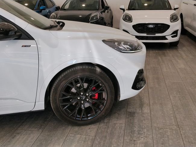 Ford Kuga 2023, foto 10