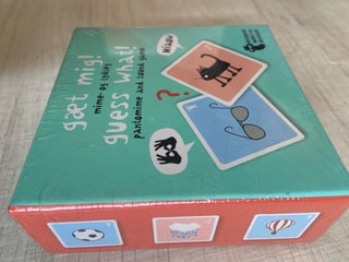 Juego de cartas Guess What!