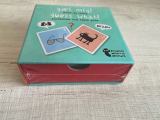 Juego de cartas Guess What!