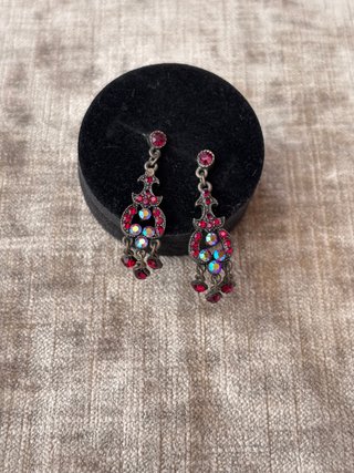 Pendientes largos con pedrería