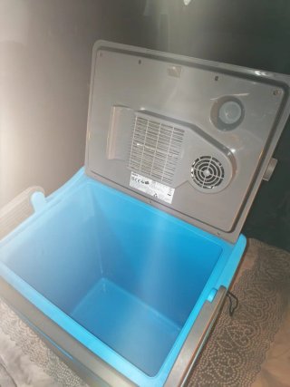 Nevera Portátil Crivit 29L (12V/230V)