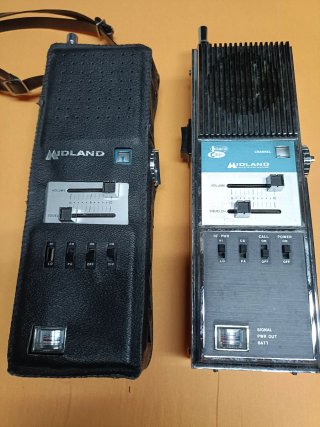 2 Emisoras Midland Walkie Talkie Funda Negra