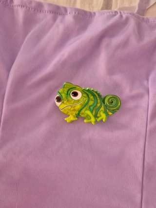 Vestido lila corto estilo Rapunzel