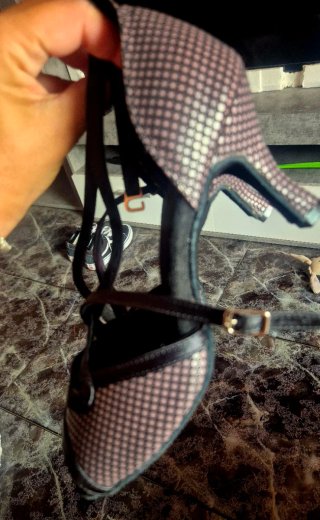 Sapatos de dança cinza/rosa tamanho 41