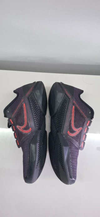 Tênis Nike Zoom Metcon Turbo 2 - Tamanho 40.5