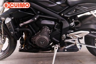 TRIUMPH STREET TRIPLE S