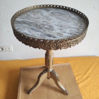 Velador antiguo mármol y metal dorado