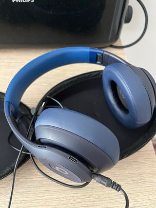 Beats Studio Pro Azul Marino Réplica