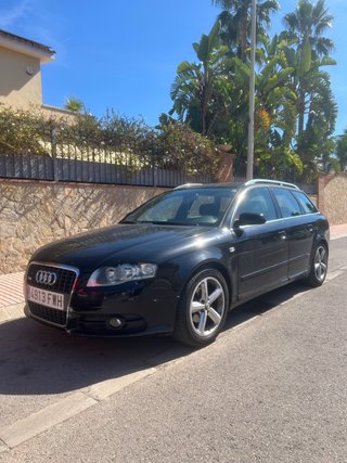Audi A4 2.0 TDI SLine