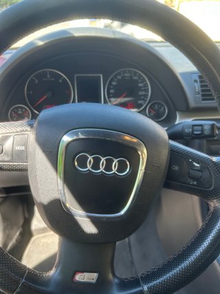 Audi A4 2.0 TDI SLine