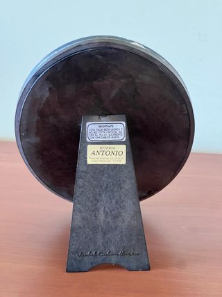 Marco plateado ovalado vintage Isabel Cabanillas