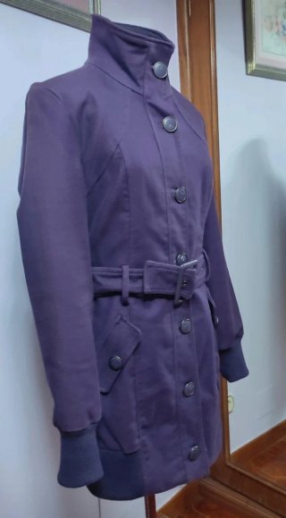 Abrigo Stradivarius Morado