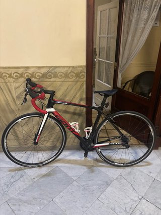 Bicicleta Giant de carretera carbono Talla M