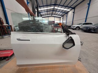 Puerta delantera derecha Tesla Model 3 1081420-E0C