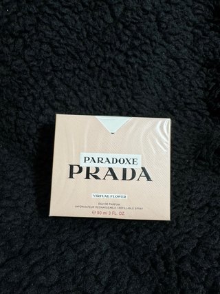 Prada Paradoxe Virtual Flower