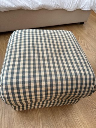 Pouf poggiapiedi a quadri stampato